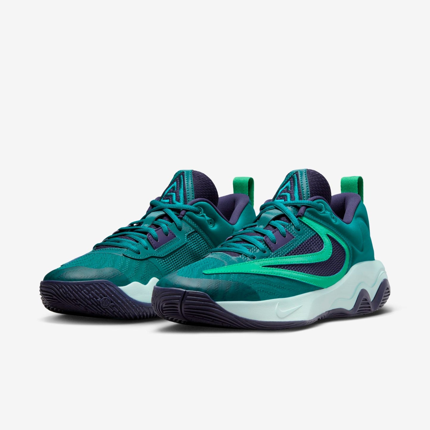 Tênis Nike Giannis Immortality 3 Verde e Preto