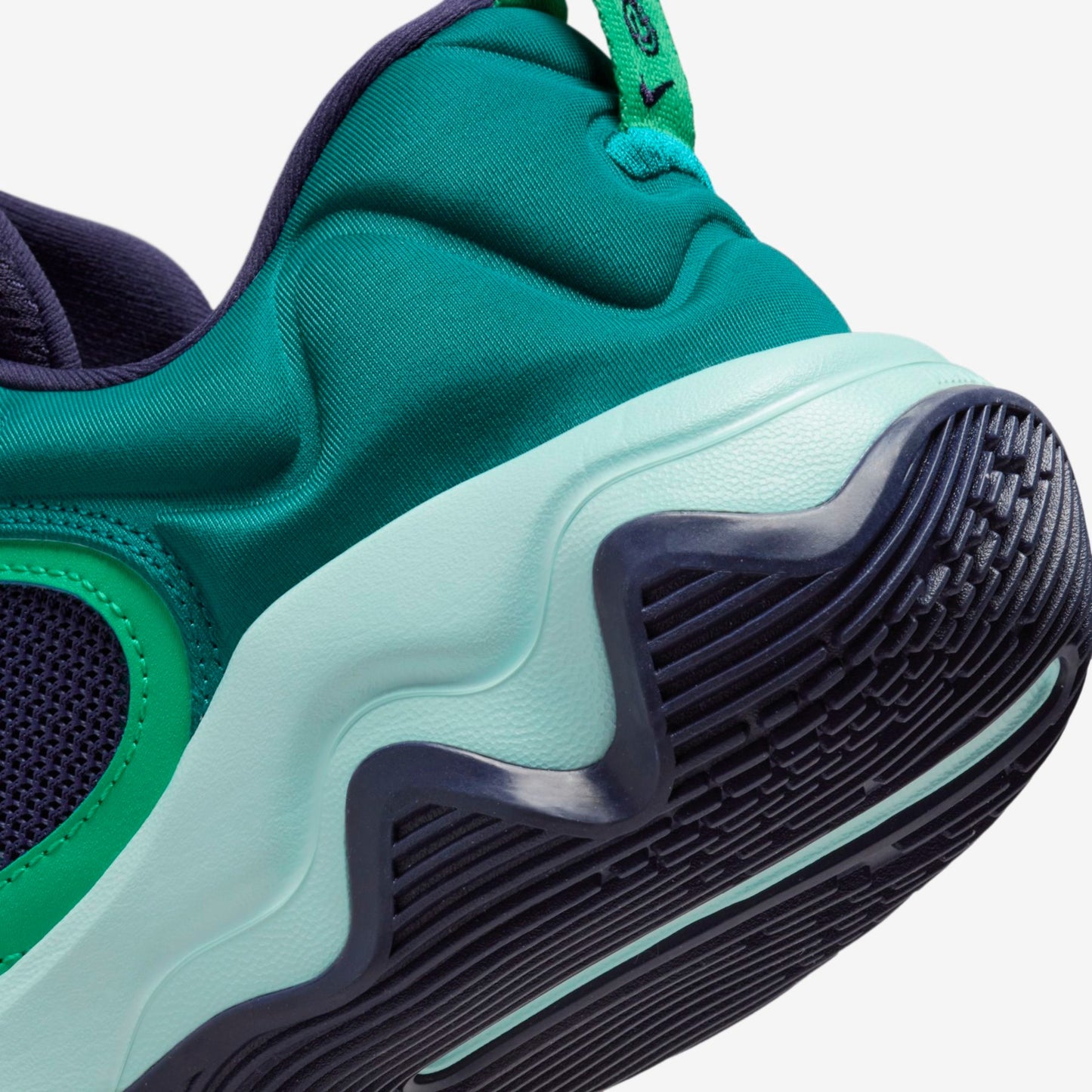 Tênis Nike Giannis Immortality 3 Verde e Preto