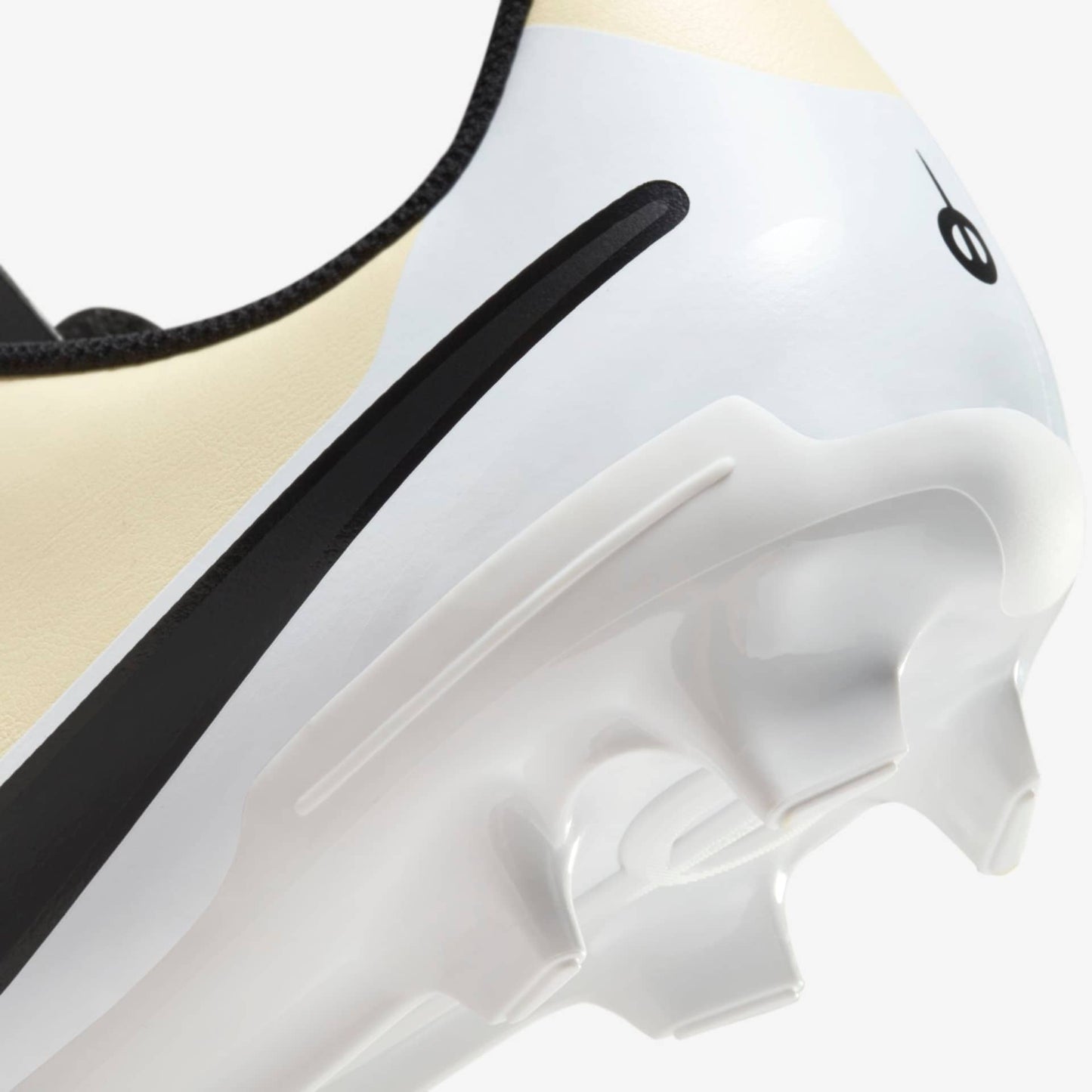 Chuteira Campo Nike Tiempo 10 Club Bege