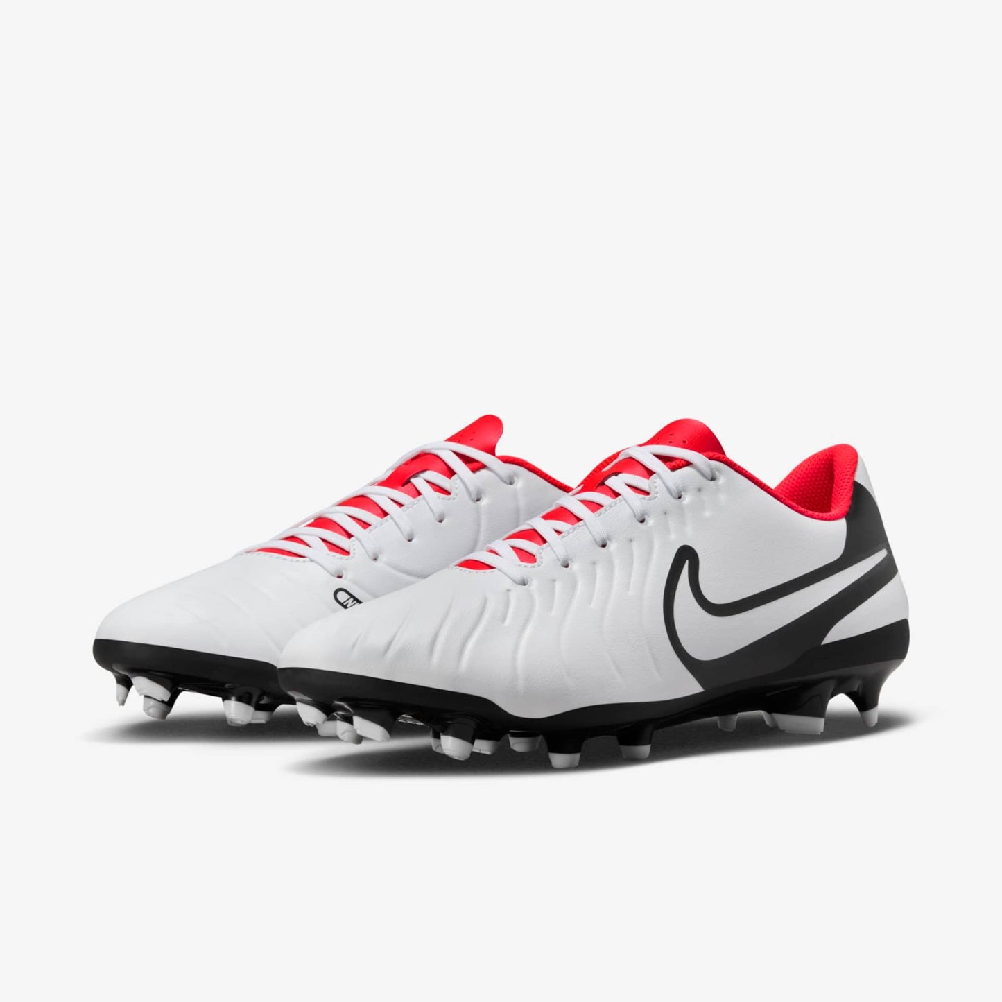 Chuteira Campo Nike Tiempo 10 Club Branca