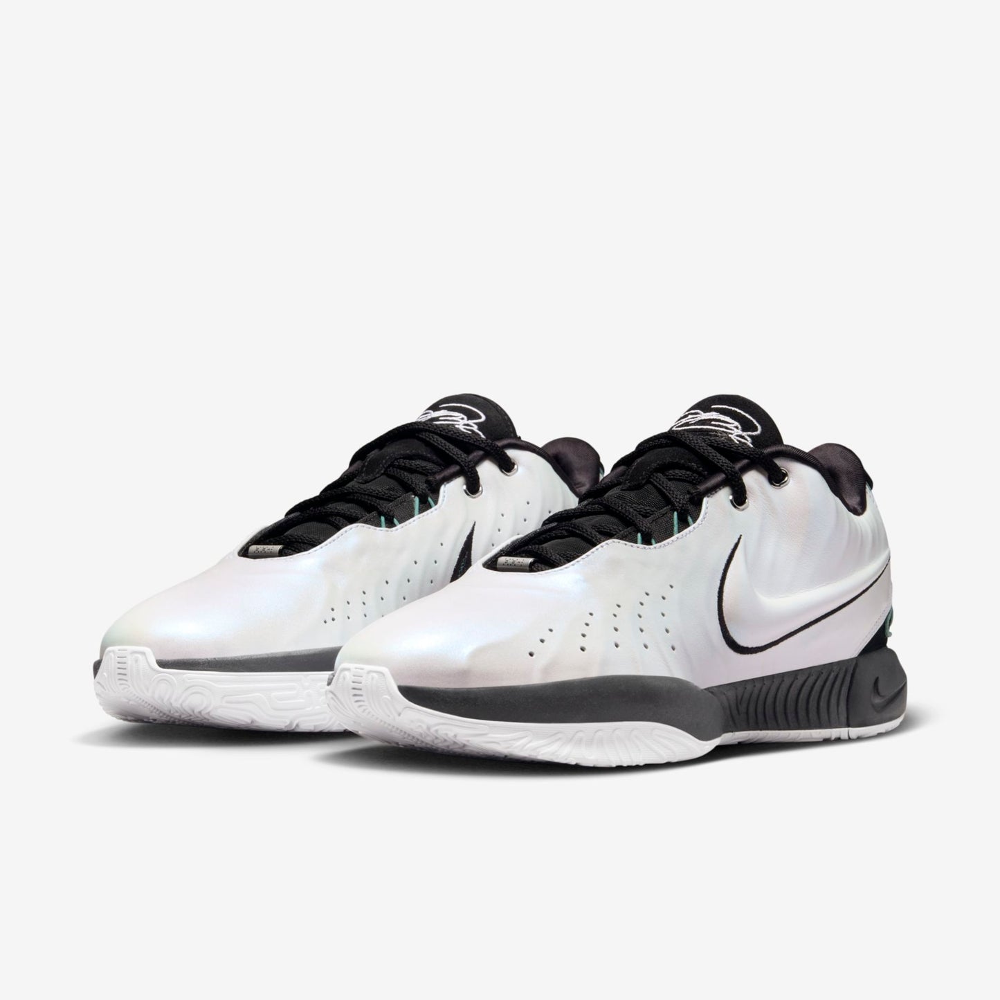 Tênis Nike Lebron XXI Conchiolin