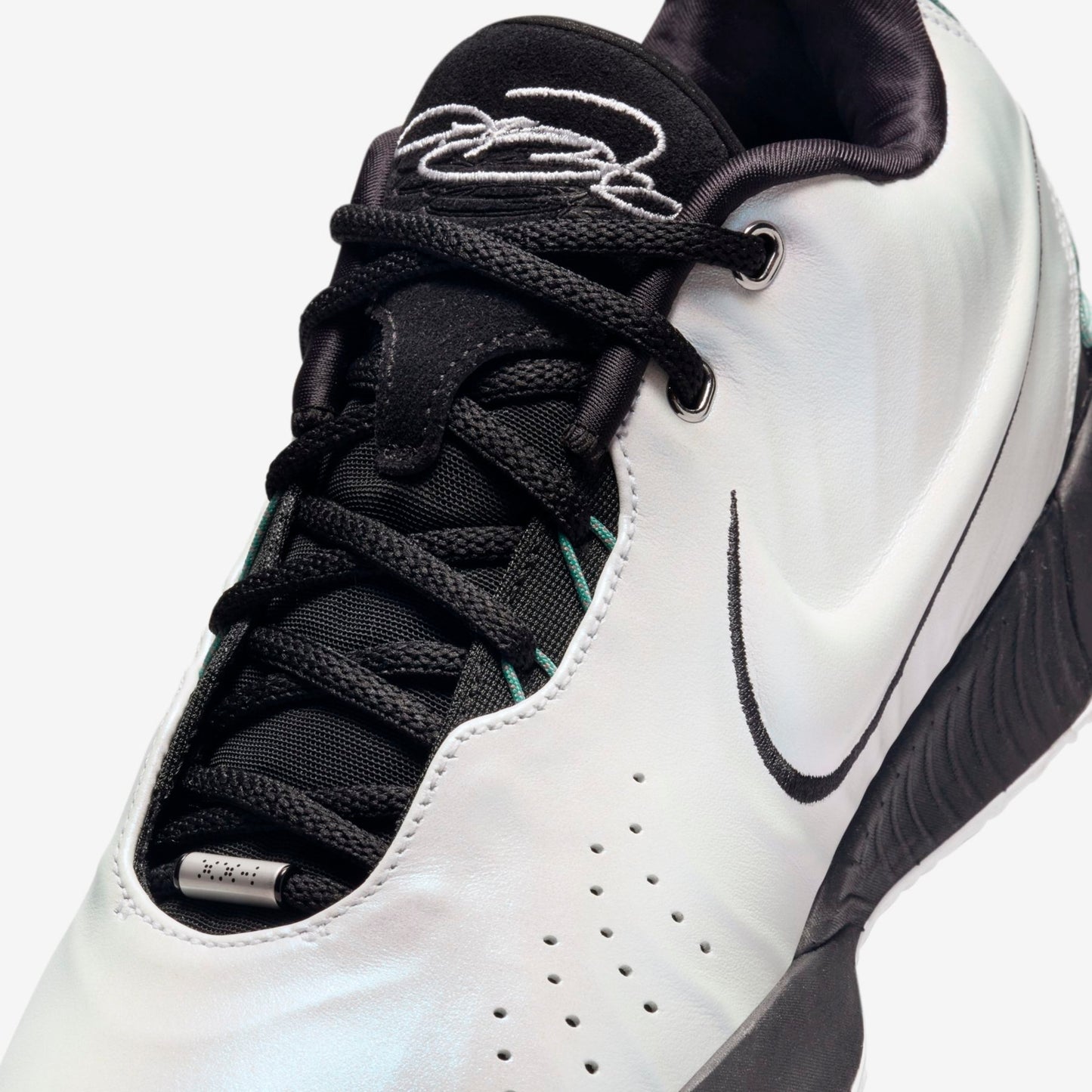 Tênis Nike Lebron XXI Conchiolin