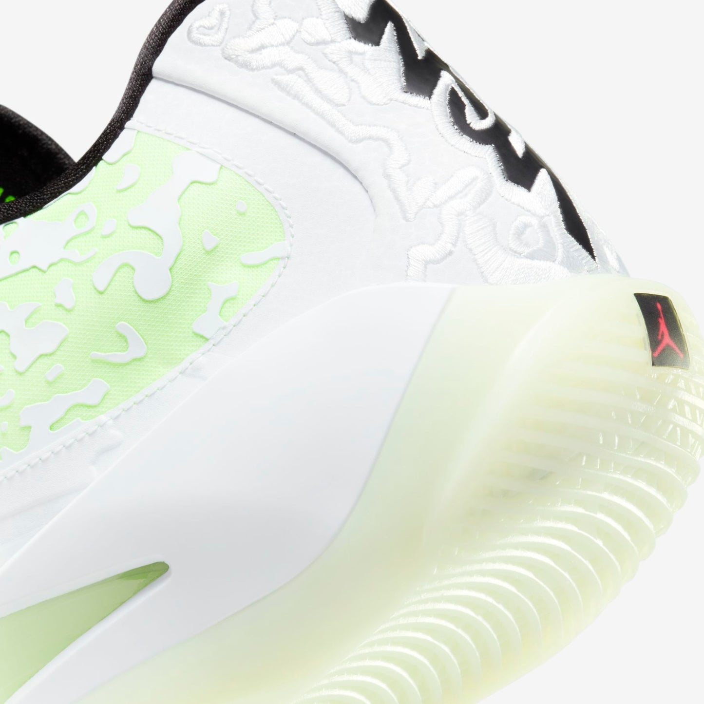 Tênis Nike Jordan Zion 3 Branco