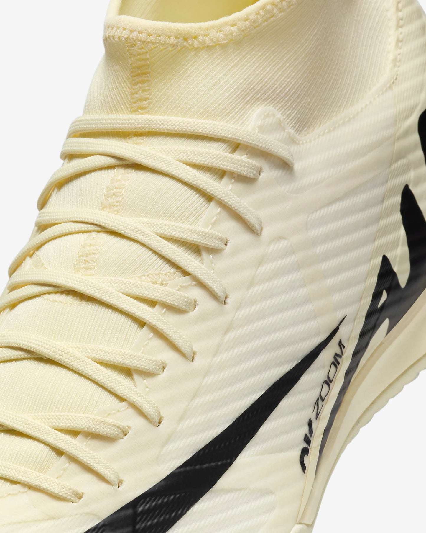 Chuteira Futsal Nike Mercurial Superfly 9 Academy Limonada