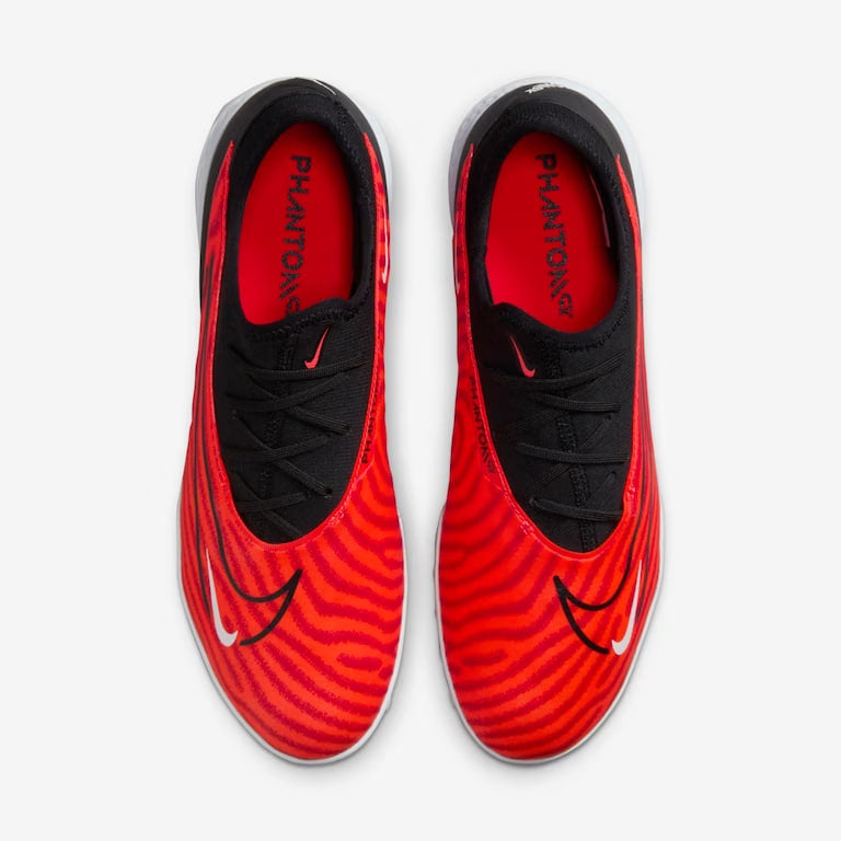 Chuteira Society Nike React Phantom GX Pro