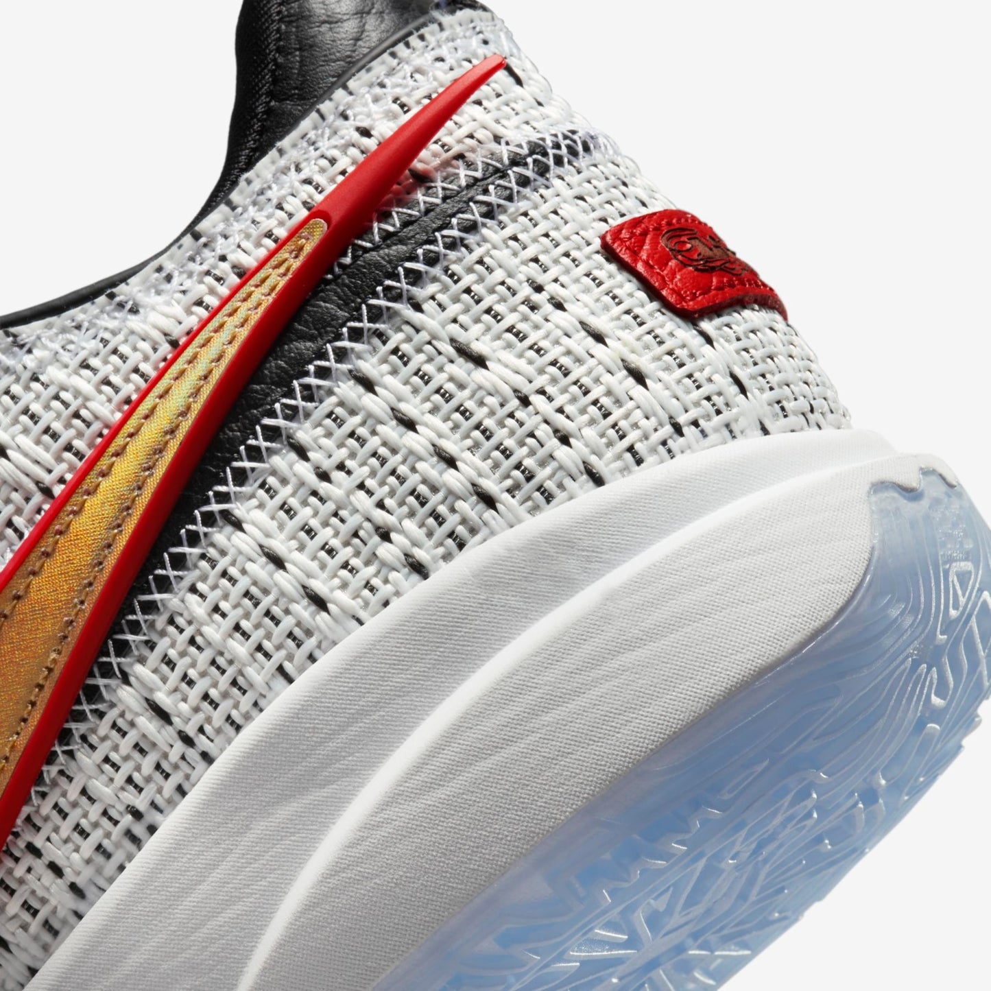 Tênis Nike LeBron XX Cinza