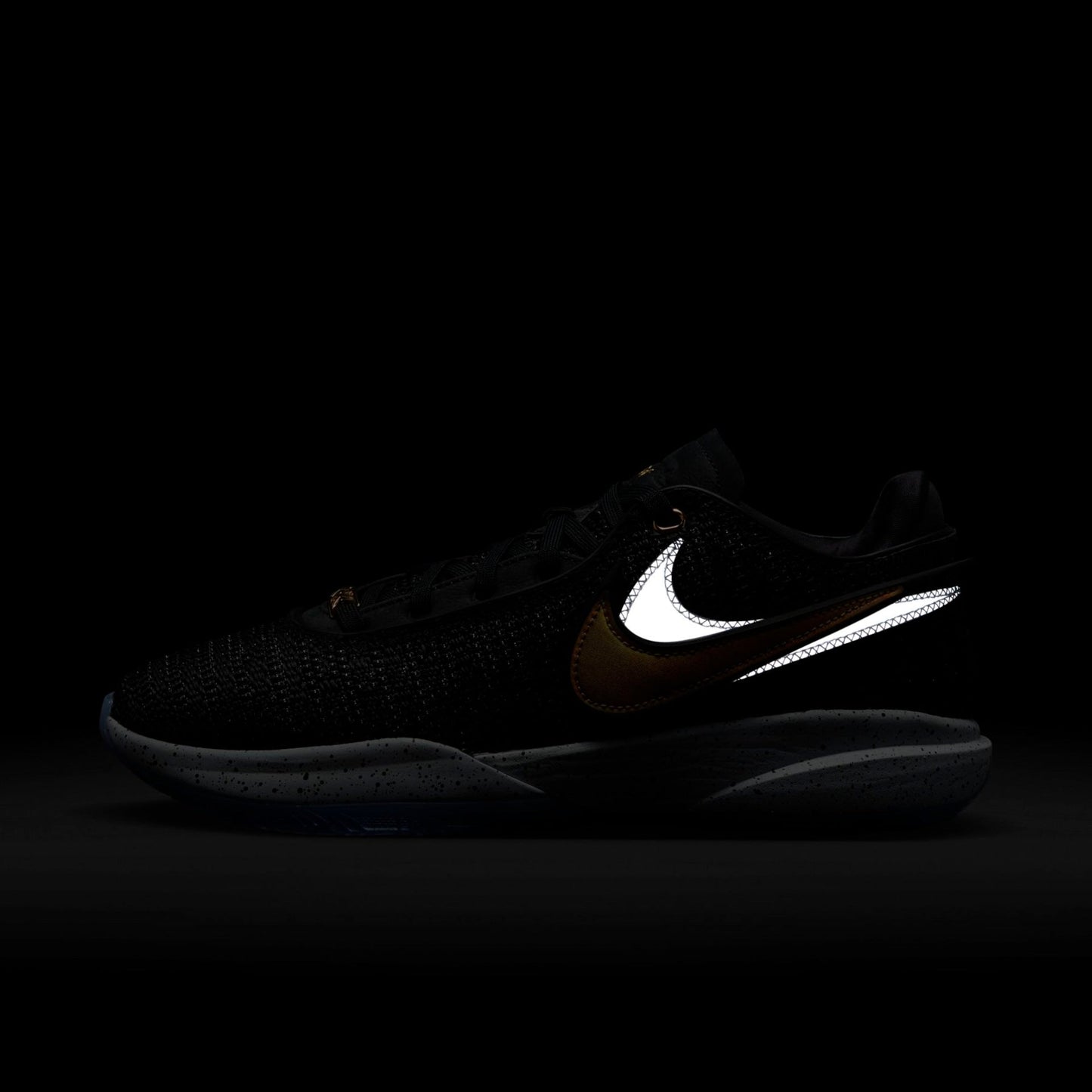 Tênis Nike LeBron XX Preto