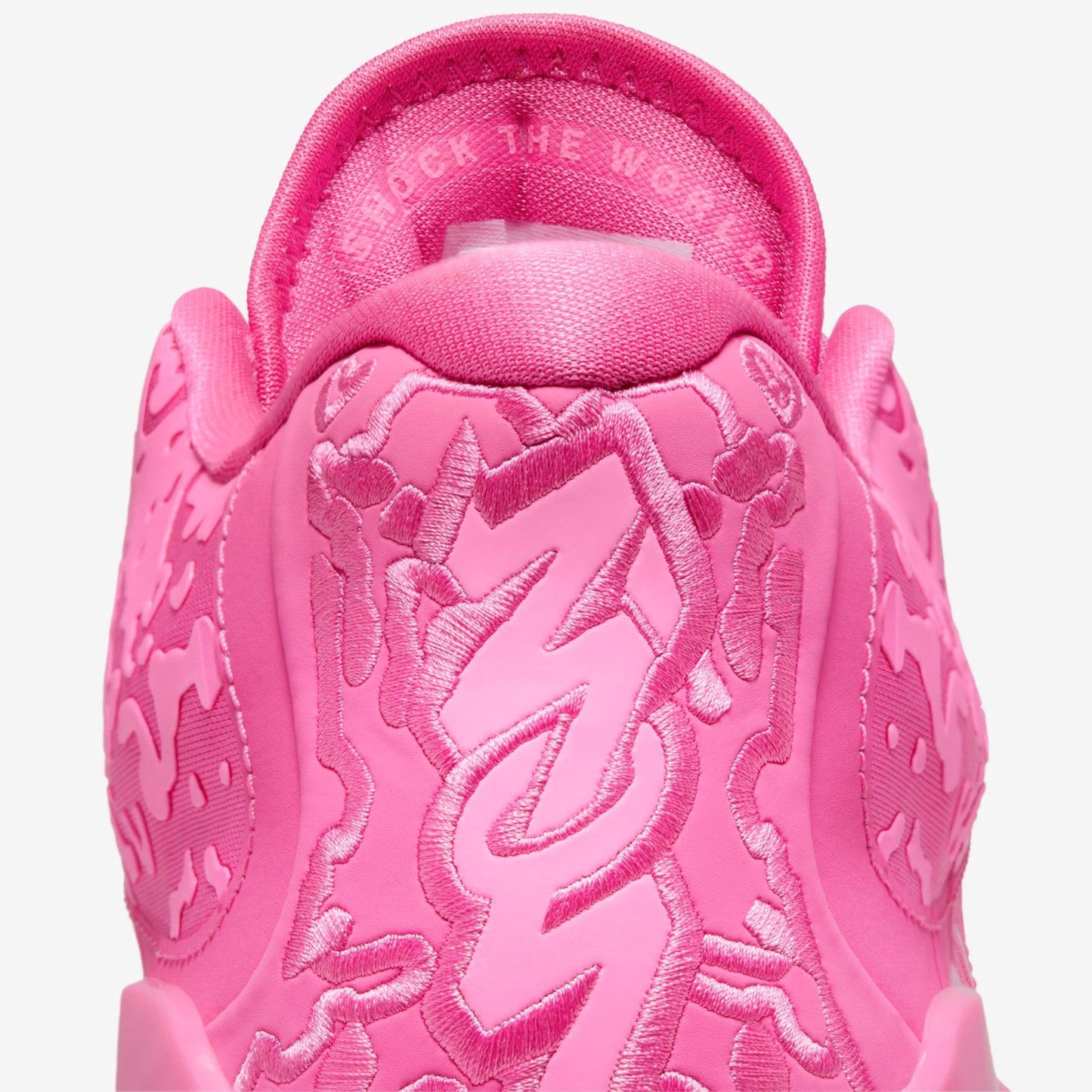 Tênis Nike Jordan Zion 3 Rosa